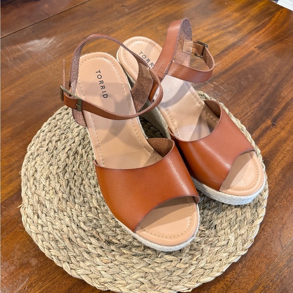 Torrid wedge sandal with ankle strap size 13 WW - Picture 2 of 3